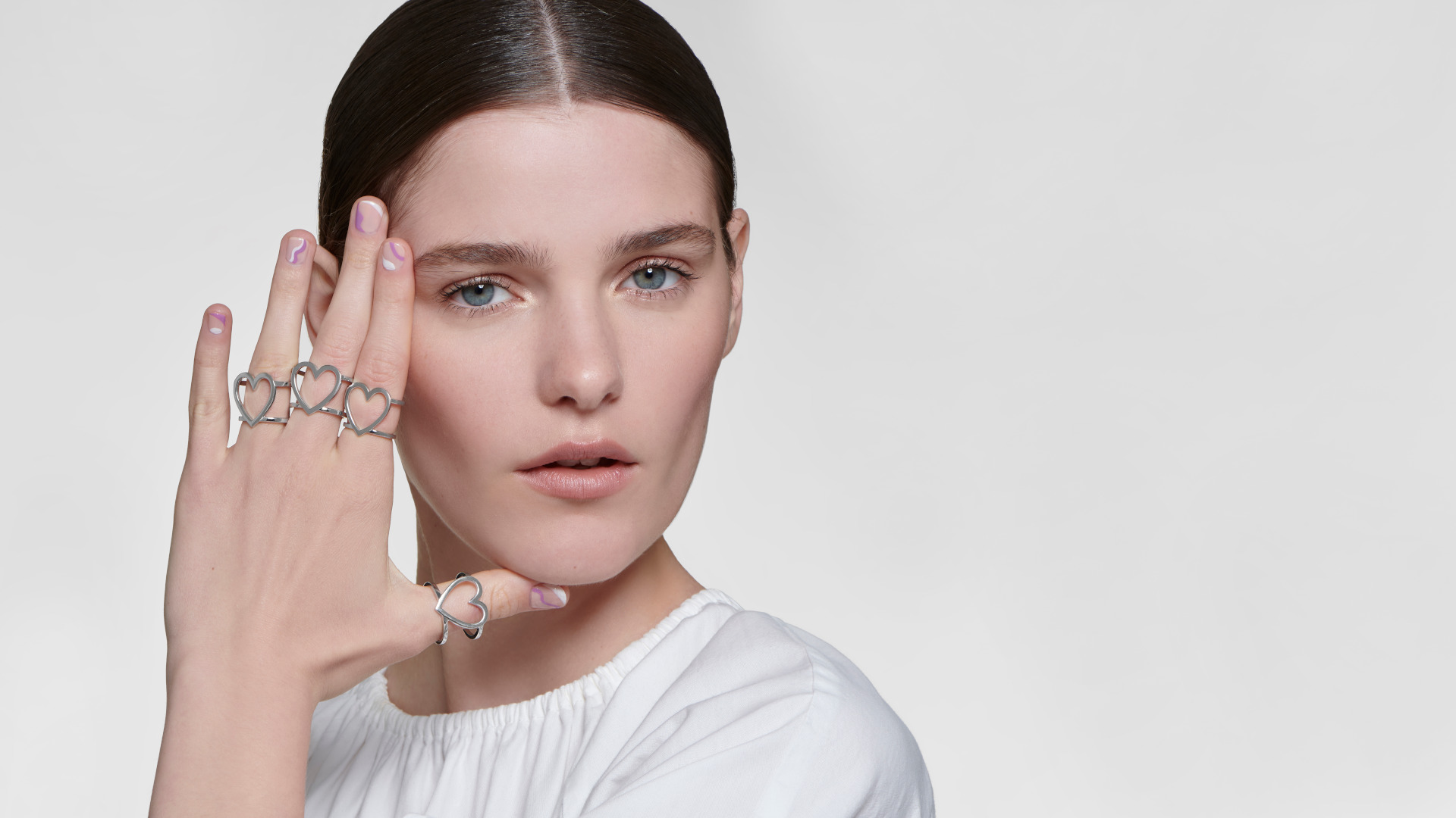 2025 Holiday Gift Guide AUVERE