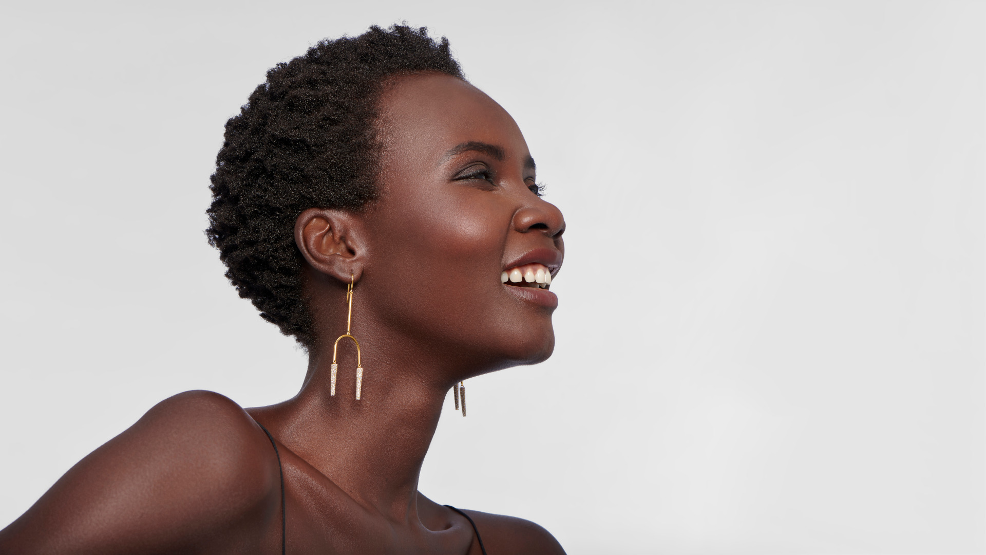 2025 Holiday Gift Guide AUVERE