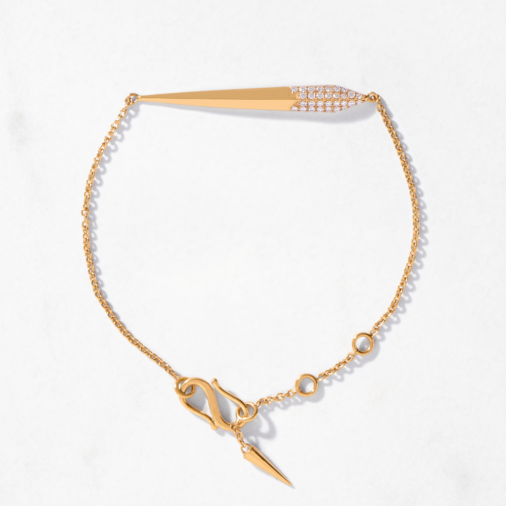 2025 Holiday Gift Guide AUVERE