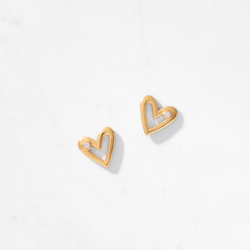 2025 Holiday Gift Guide AUVERE