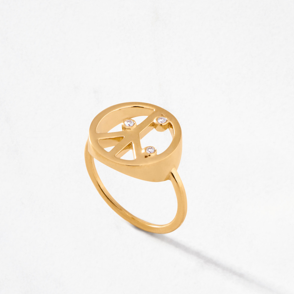 2025 Holiday Gift Guide AUVERE