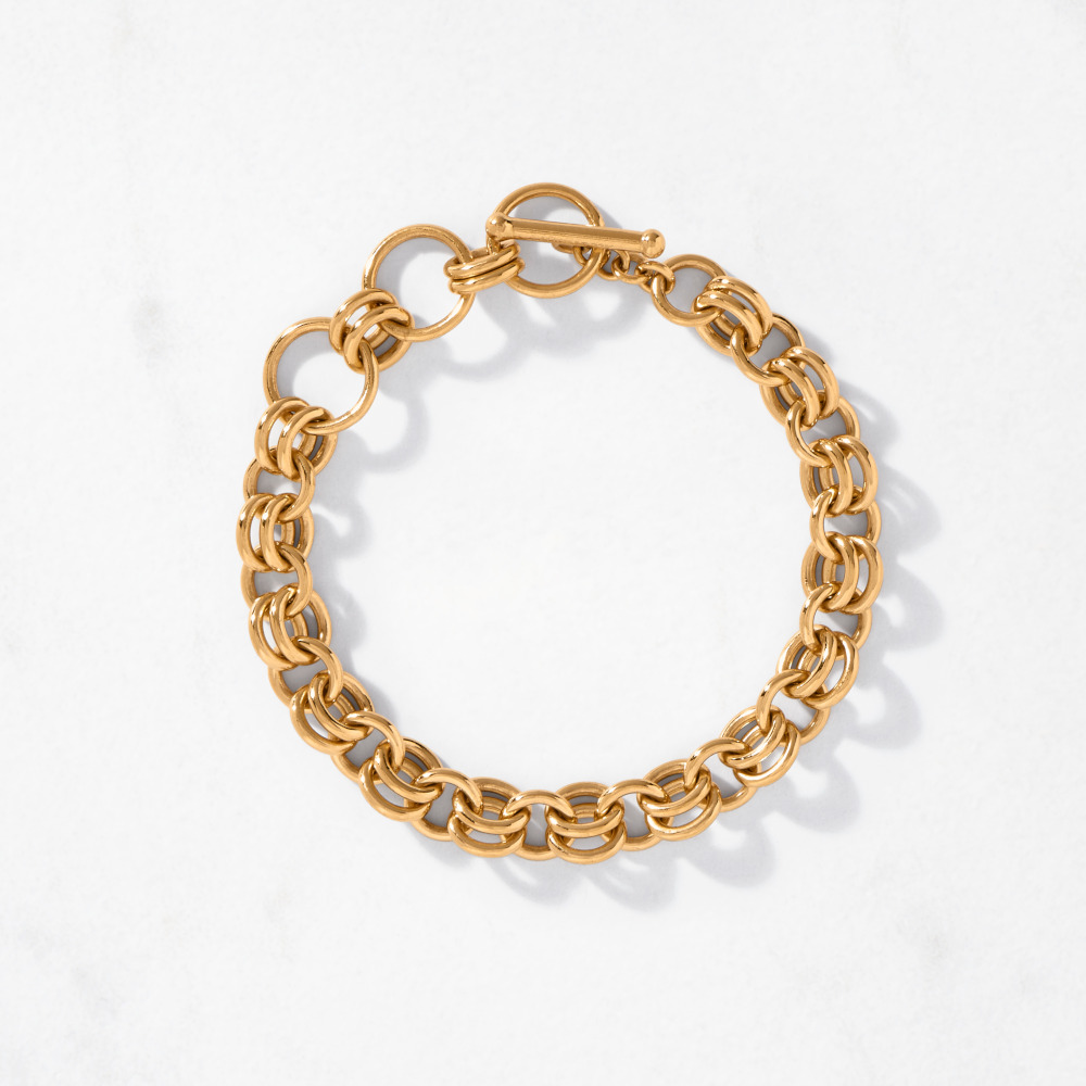 2025 Holiday Gift Guide AUVERE