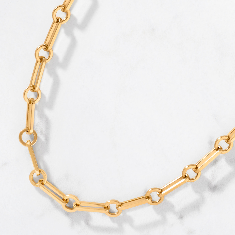 2025 Holiday Gift Guide AUVERE