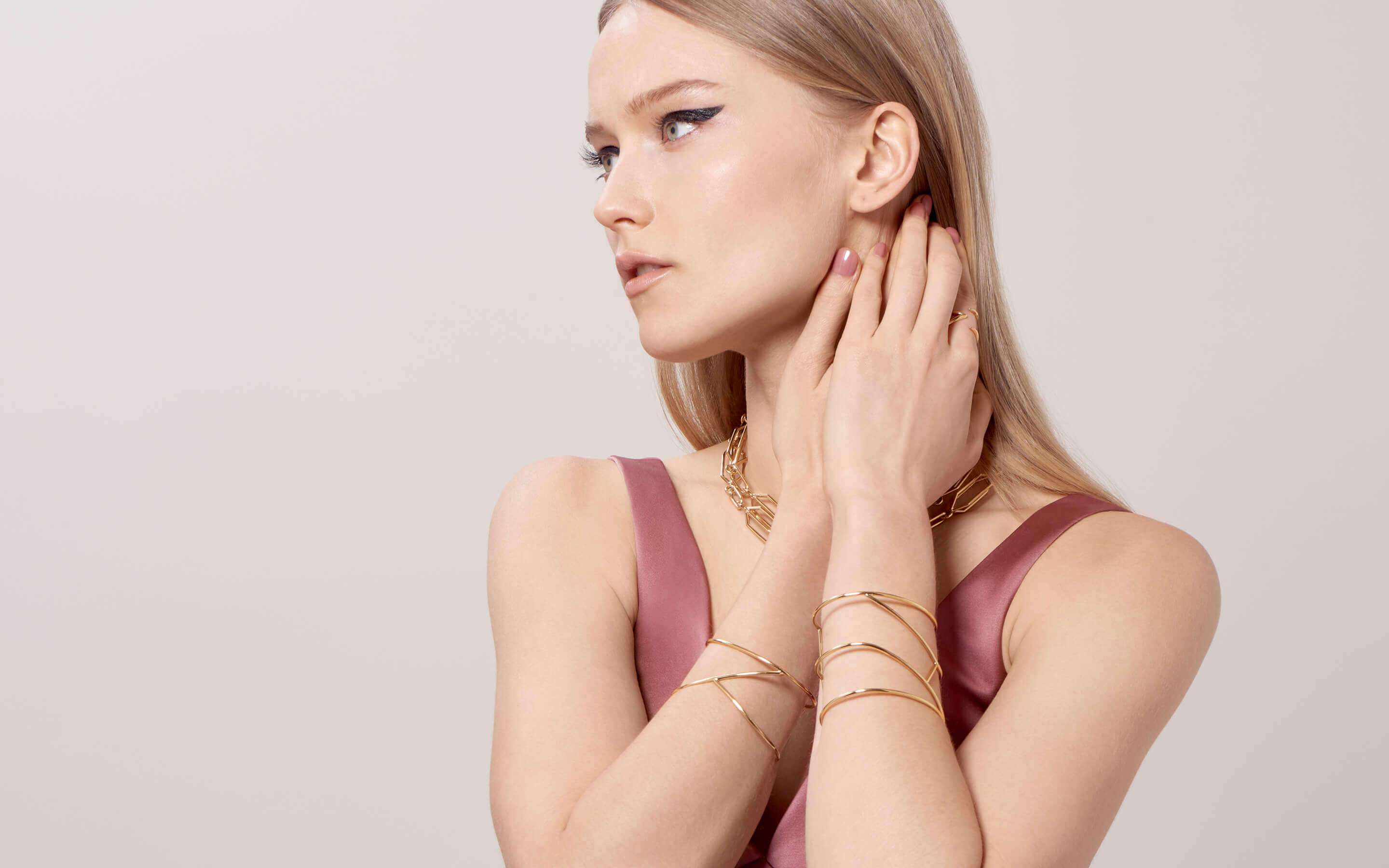 Auvere 22 and 24 karat gold jewelry from the Golden Geometry campaign