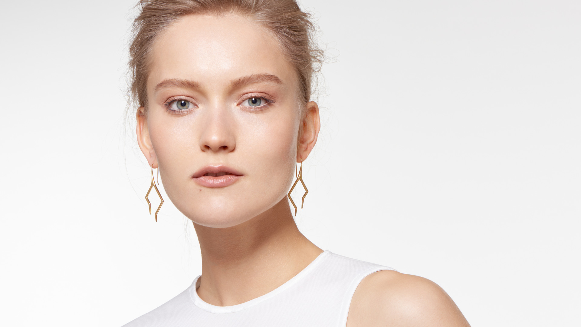 Sneak Peek Model