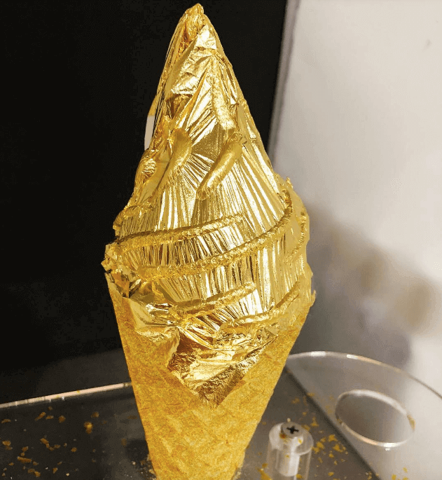 Snowopolis’ Golden Ice Cream Cone